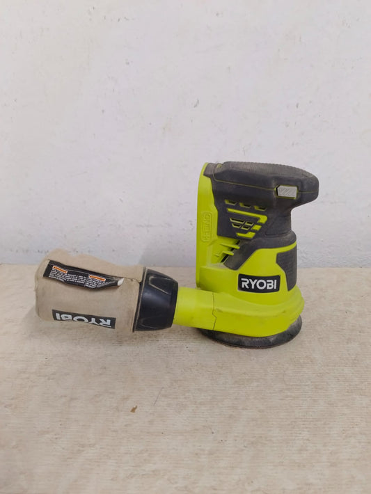 Lijadora Orbital Inalambrica RYOBI p411, usado
