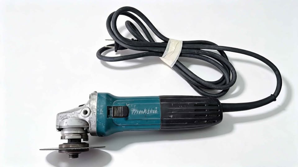 ESMERIL MAKITA GA4530