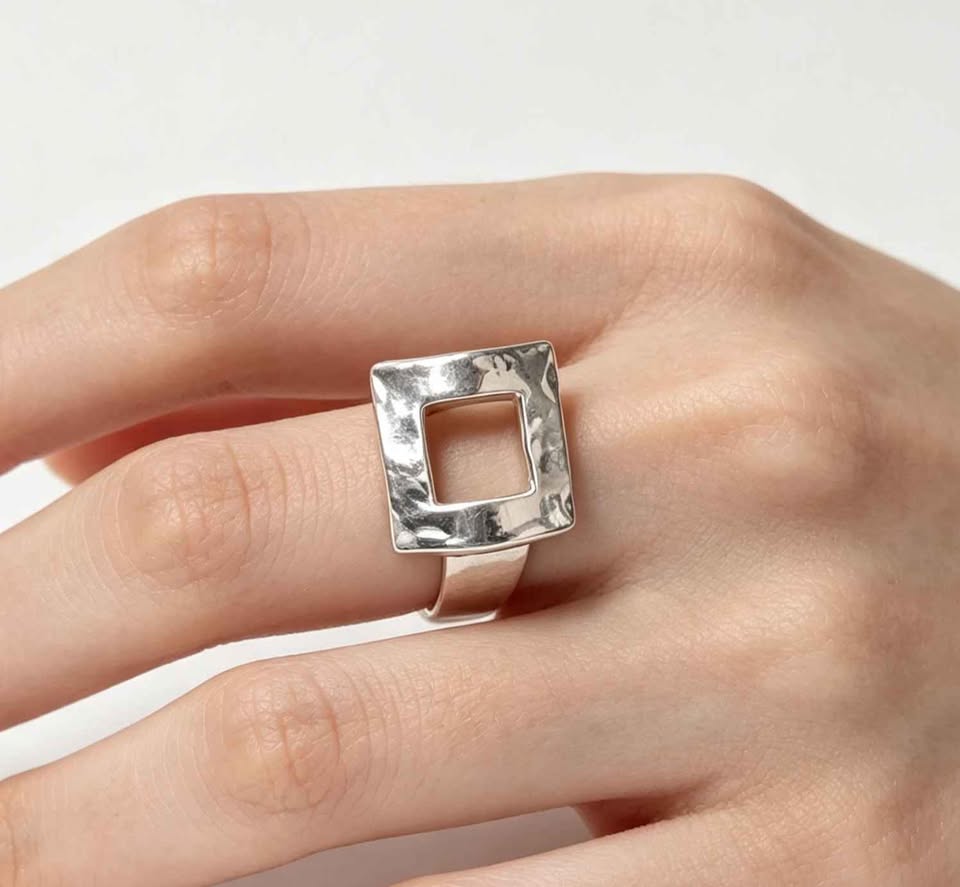 Plata anillo curvo .925 3.2g