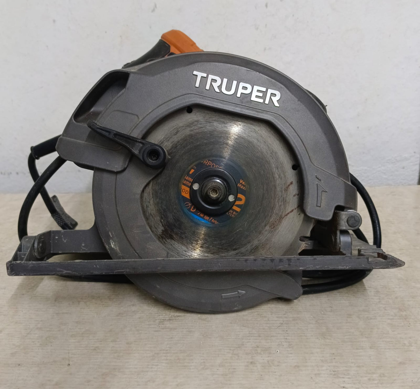sierra circular TRUPER sici-7a1, usado