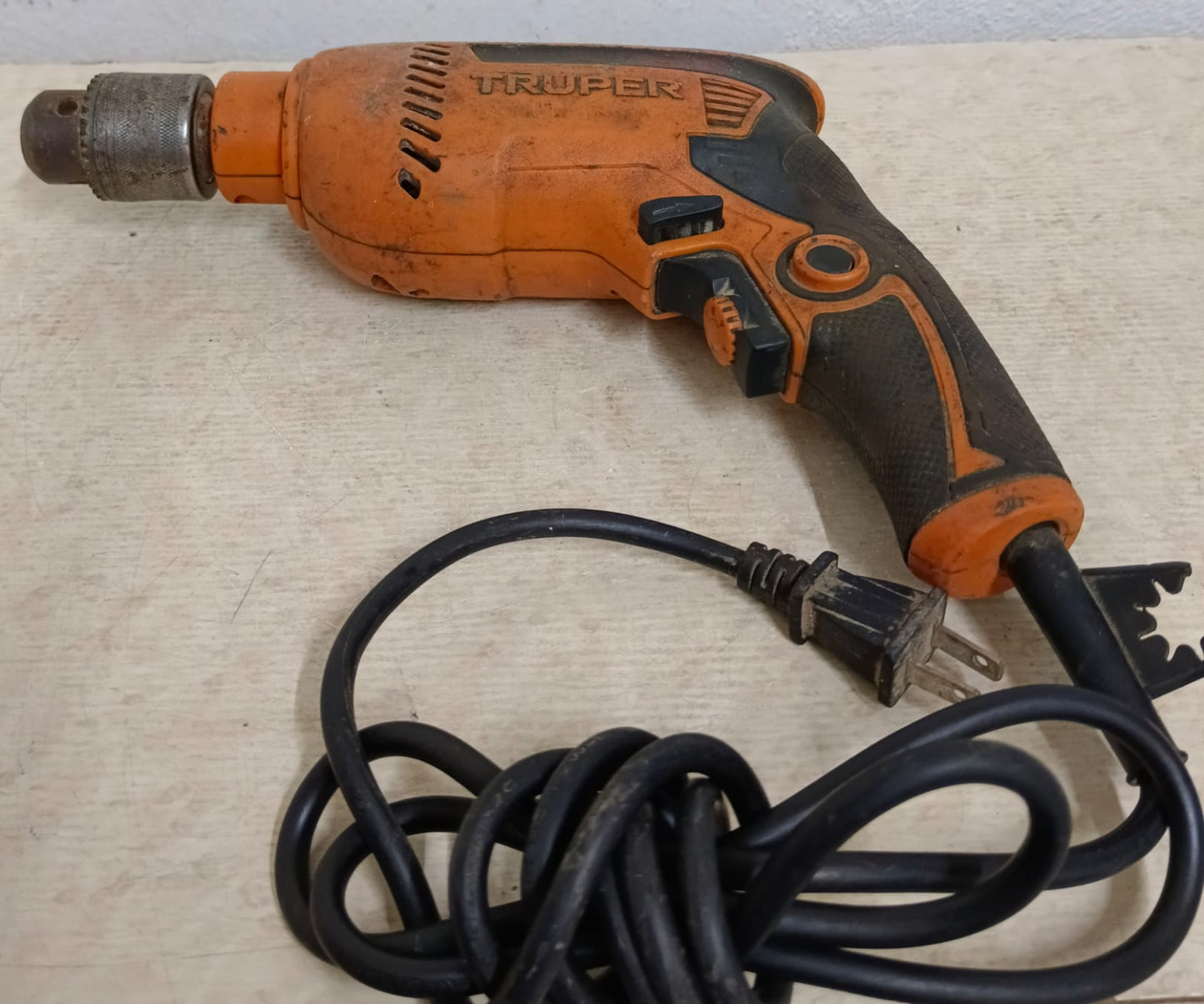 Taladro TRUPER roto 1-a, usado