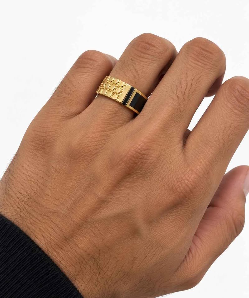 Oro anillo #12.5 14k 7.3g