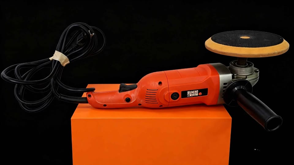 LIJADORA BLACK & DECKER WP1300