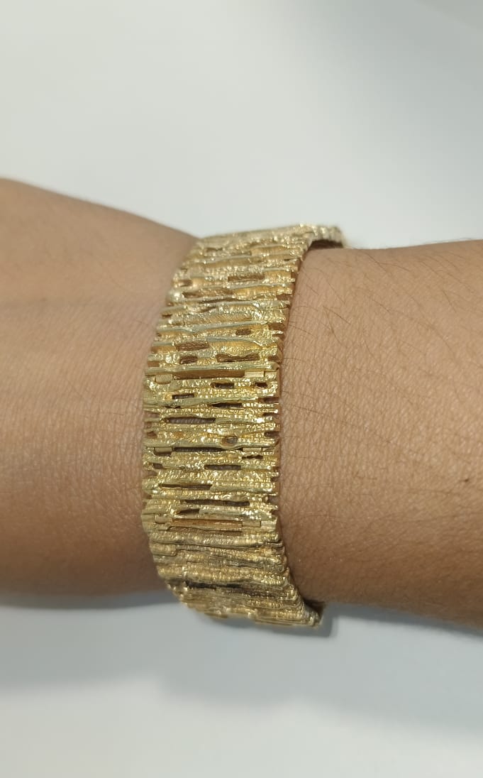 BRAZALETE DE ORO 14 K PESO 75.80GRS TEXTURIZADA 💛