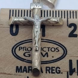 ✨💛 DIJE RELIGIOSO DE ORO DE 10K | 1.2 GRAMOS 💛✨