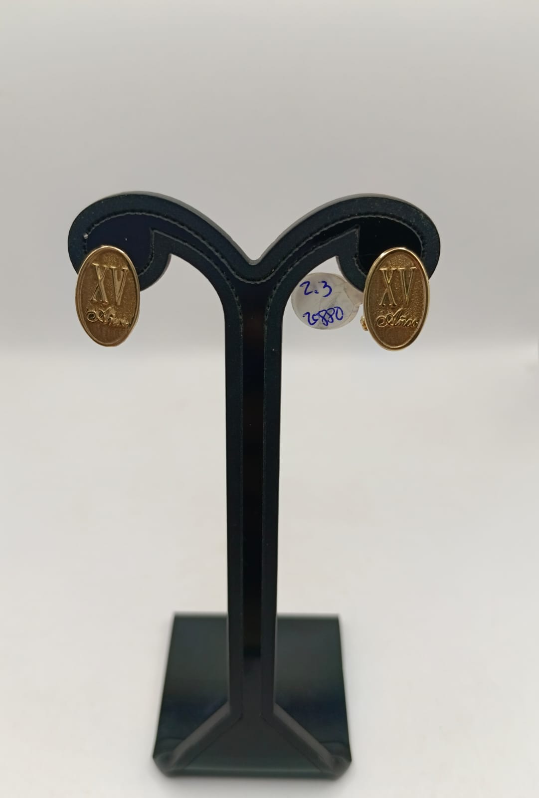 Aretes XV años ORO 10k peso 2.3gr, usado