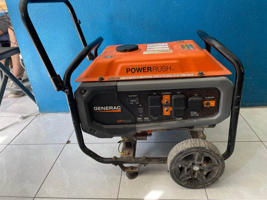 Generador de Luz GENERAC GP3600- 4500 W-USADO