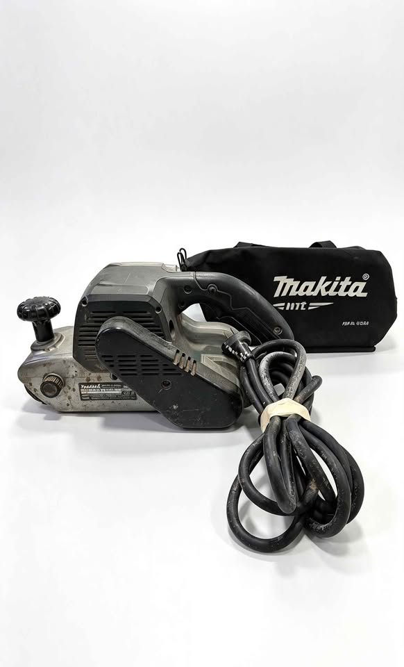 LIJADORA DE BANDA MAKITA 9400