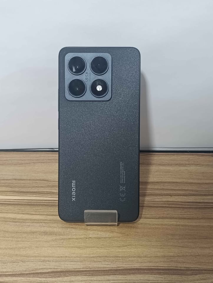 Celular Xiaomi 14T ATT 512 GB 12 Ram Libre USADO