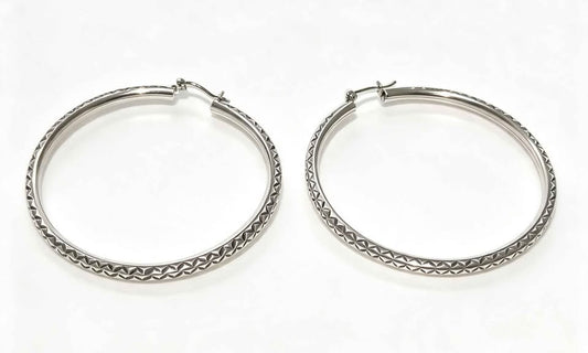 Plata par arracadas .925 12.1g ancho 5.5cm largo 6.5cm USADA