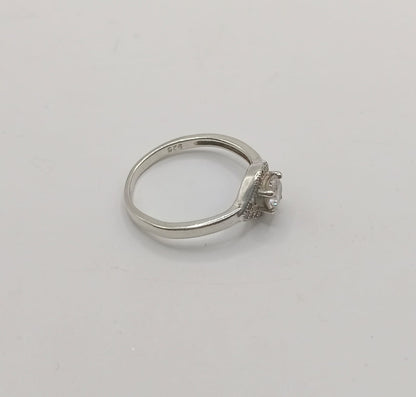 Solitario PLATA  peso 2.1gr, usado
