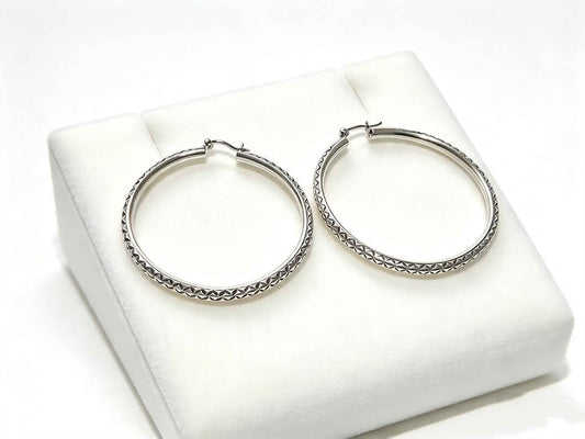 Plata par arracadas .925 12.1g ancho 5.5cm largo 6.5cm USADA