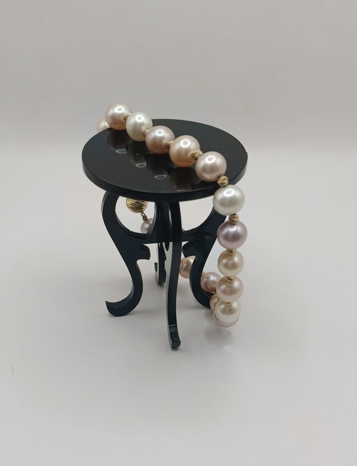 Pulsera de cuentas ORO 8k peso 1gr, usado