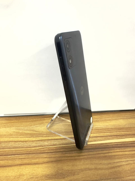 Celular moto e13 64 gb 2 ram liberado USADO