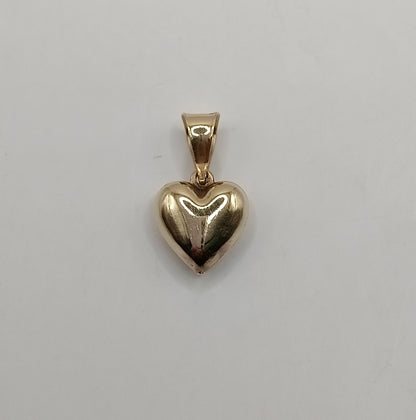 Dije de corazon ORO 10k peso .8gr, usado