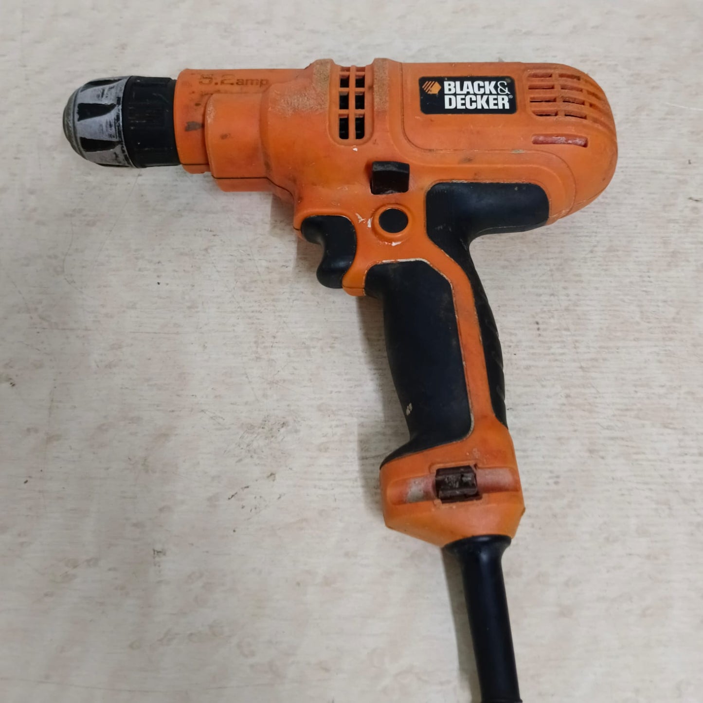 Atornillador Black & Decker dr260, usado