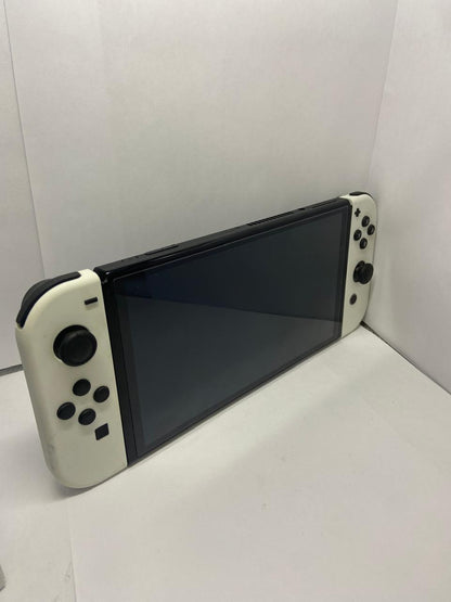 🎮 Nintendo Switch OLED