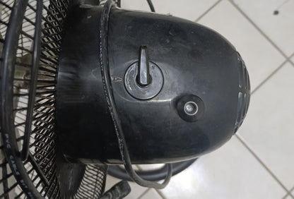 Ventilador MITEK 3317 3 velocidades, usado