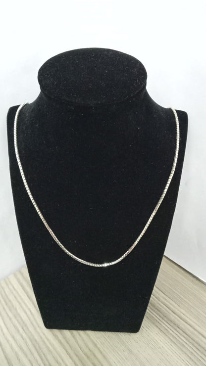 Cadena de oro blanco 10k 4.5gr 25cm de largo