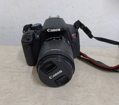 Camara profesional CANON rebel t5i, usado