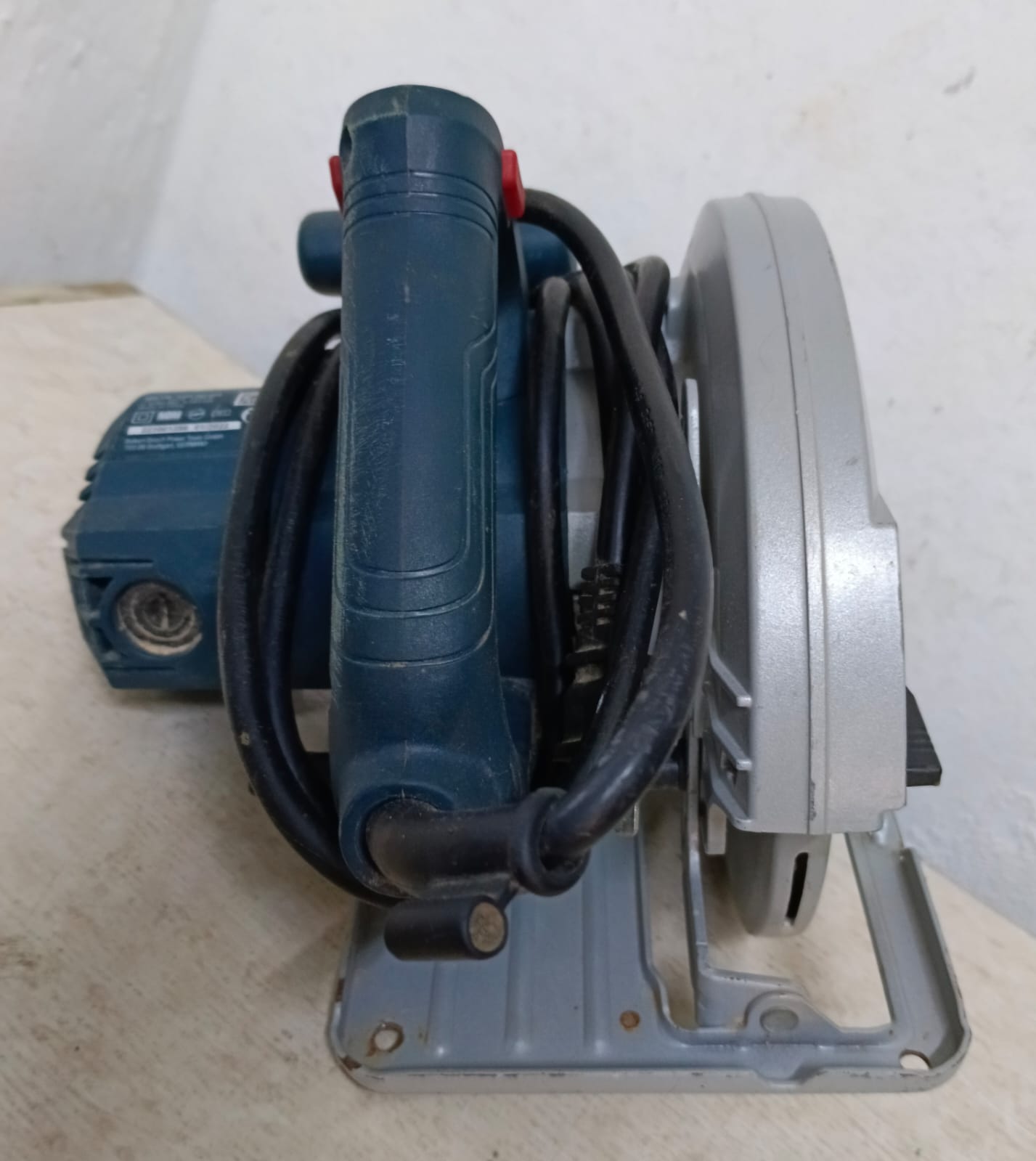 Sierra Circular Bosch gk-150w, usado