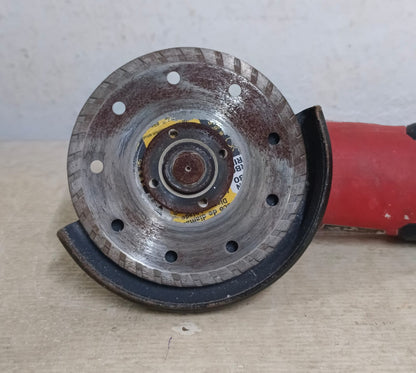 Esmeril MILWAUKEE 6130-33