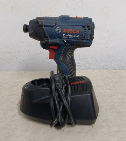Atornillador inalambrico BOSCH gdr-120 li, usado