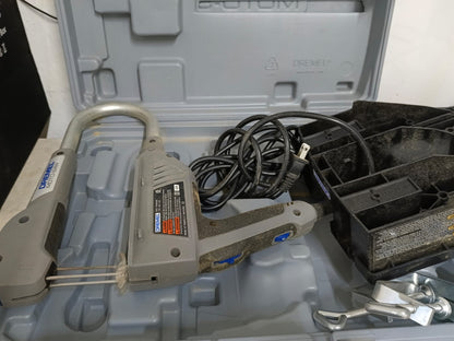 Sierra portatil DREMEL f03ms20 en estuche, usado