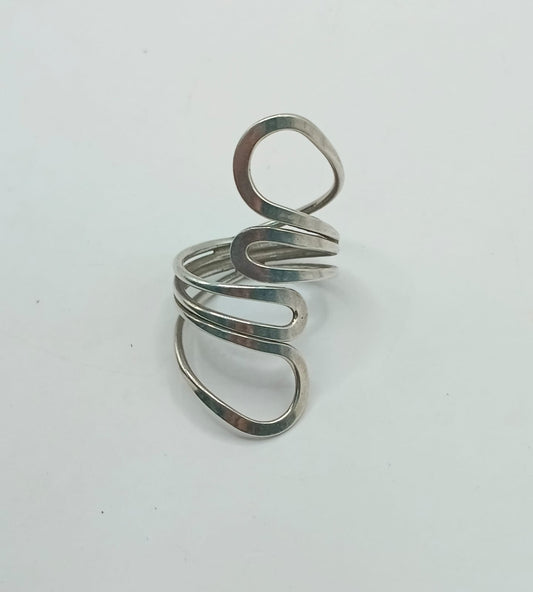 Anillos con curvas PLATA 925 peso 5.5gr