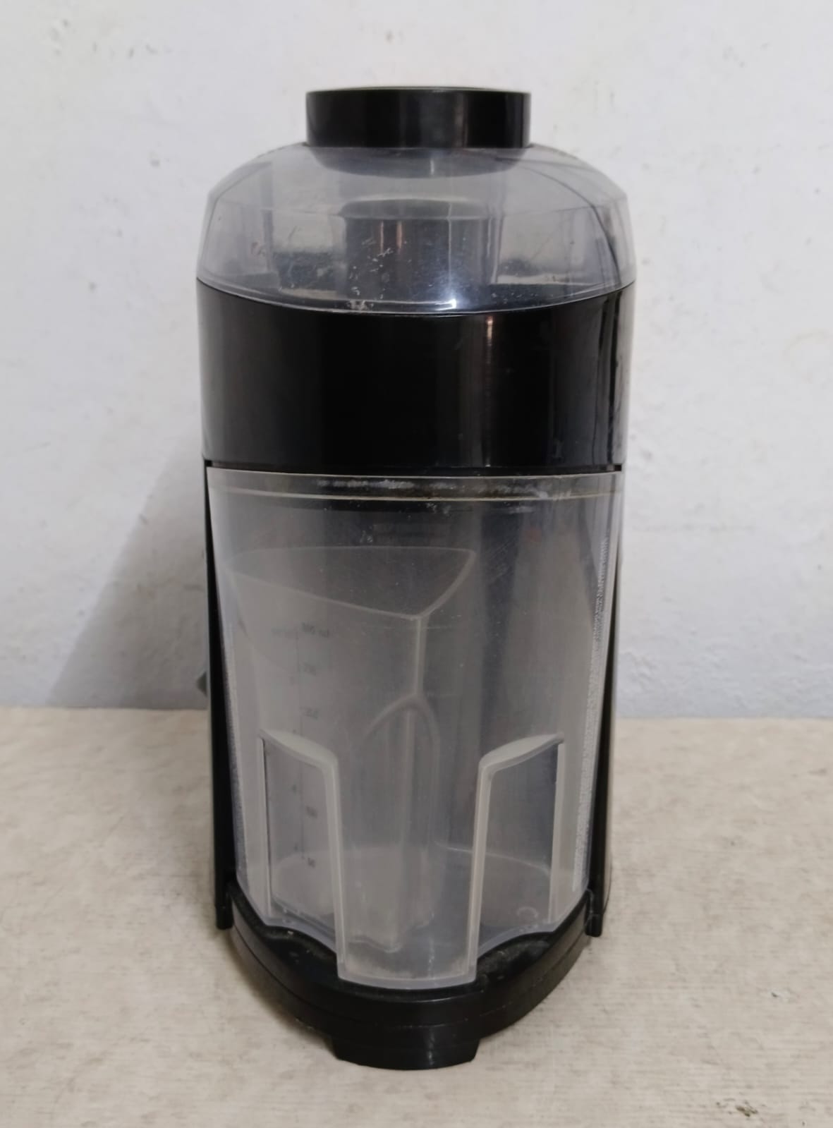 Extractor de jugos BLACK & DECKER jss2s, usado