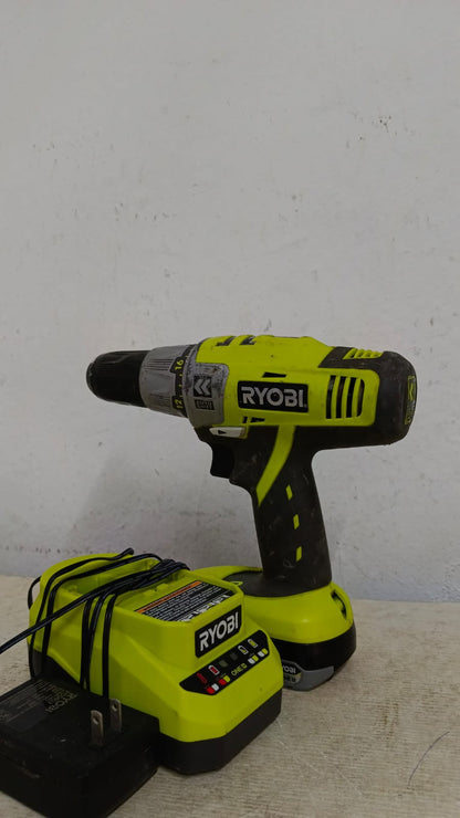 TALADRO INALAMBRICO RYOBI CON CARGADOR