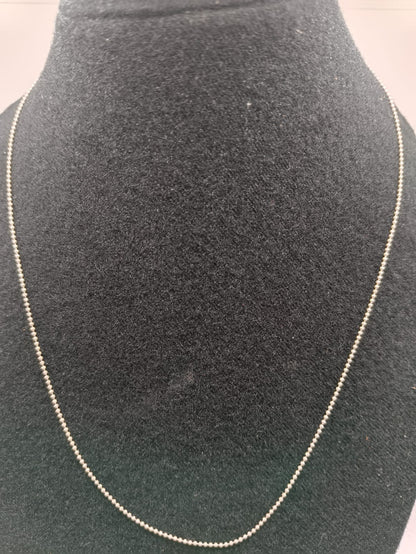 Collar punto seguido PLATA 925 peso 2.5gr 60cm, usado