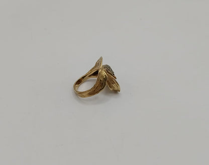 Anillo tipo concha ORO 18k peso 7.5gr, usado