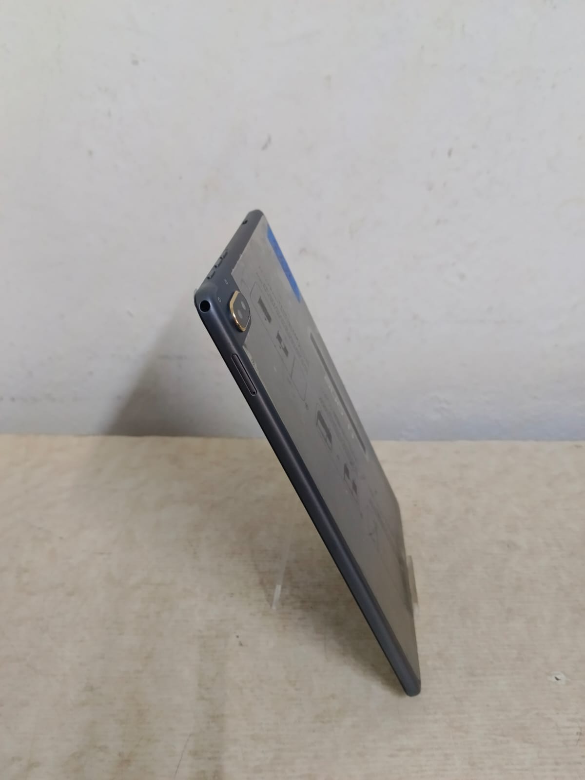 Tableta N-NONE 4RAM con cargador, usado