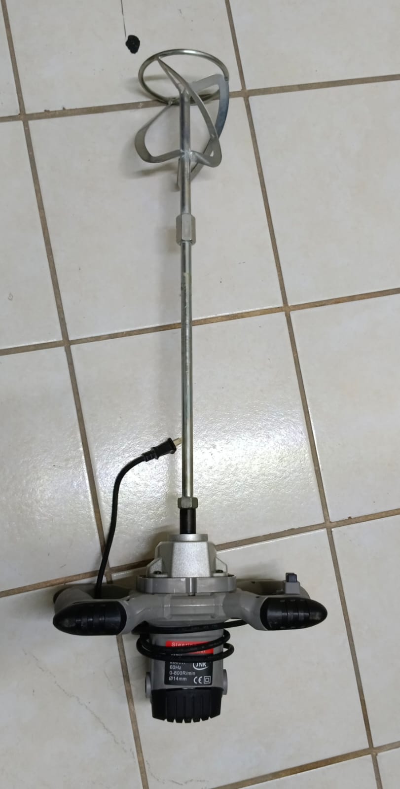 Batidor eléctrico de mezcla JNK mixer, usado