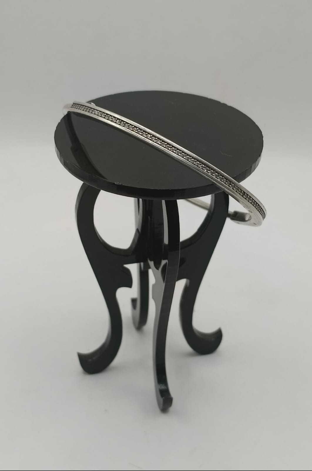 Brazalete PLATA 925 peso 10.9gr, usado