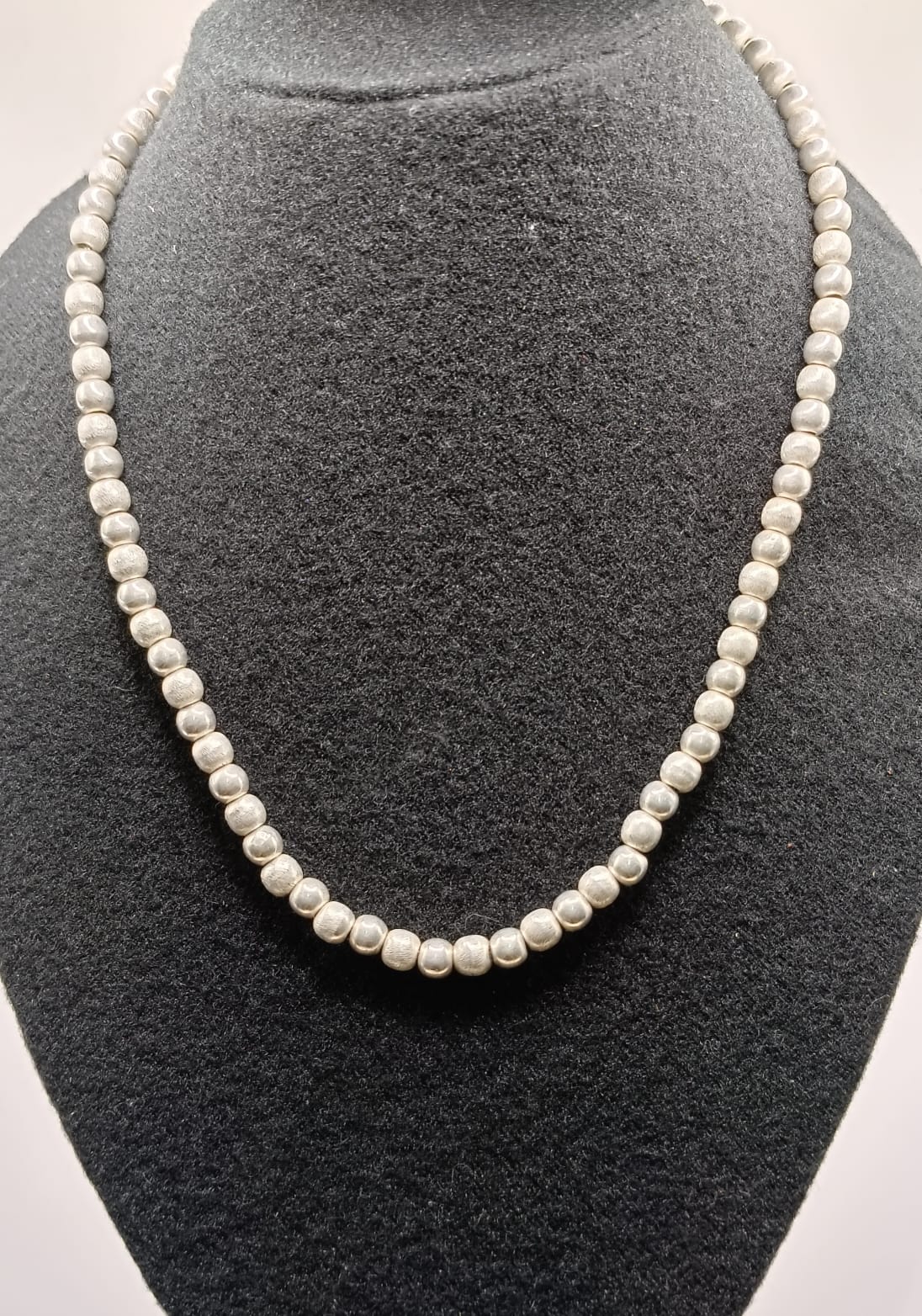 Collar de cuentas PLATA 925 peso 41.4gr, usado
