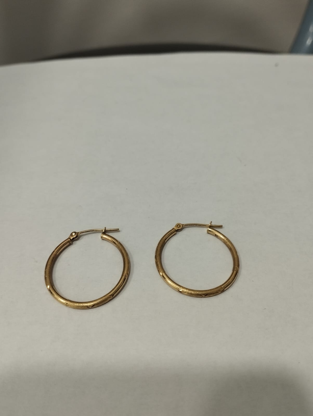 ✨ Par de Aretes de Oro de 10 Kilates ✨