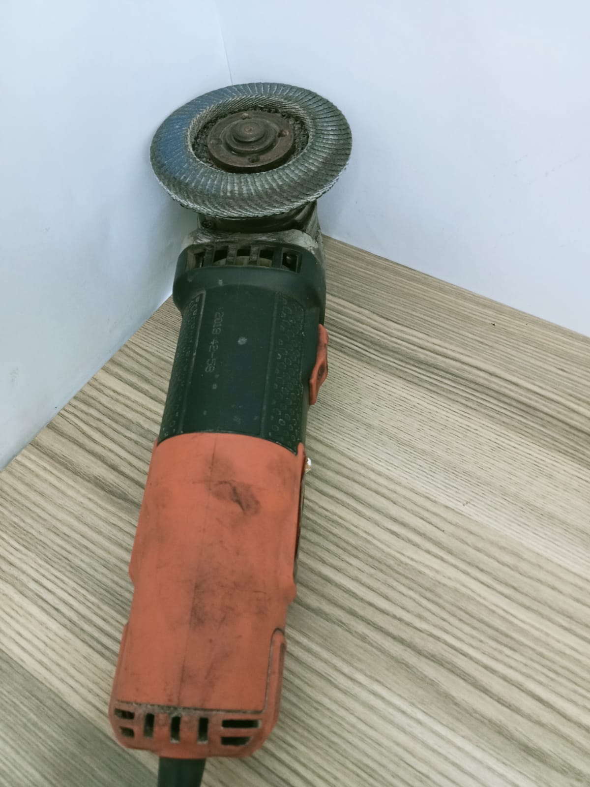 Esmeriladora angular Black+Decker-usado