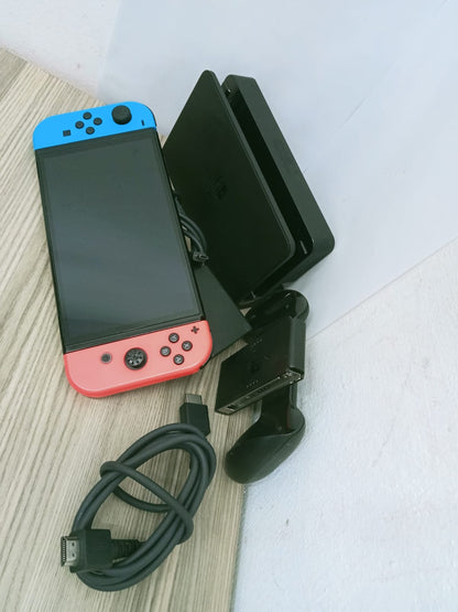 CONSOLA NINTENDO SWITCH OLED-USADO