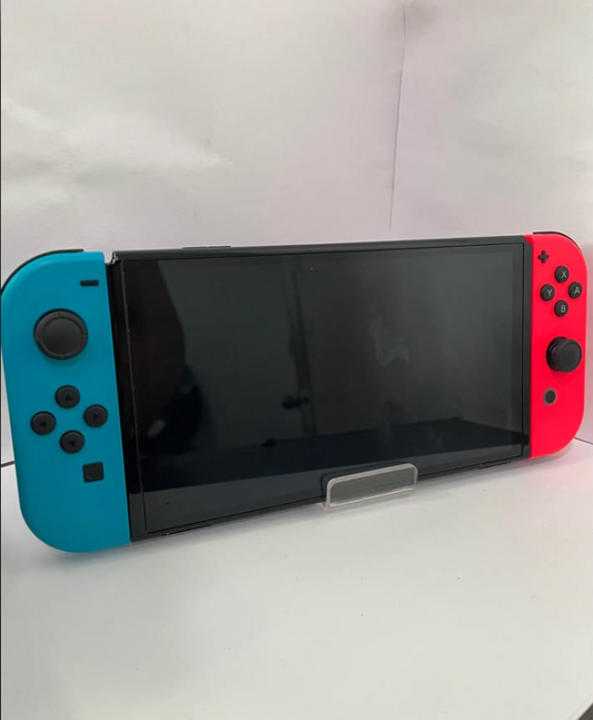 intendo Switch OLED con Accesorios- Usada