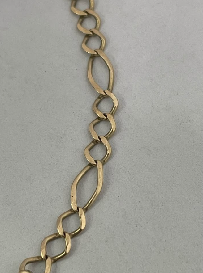 Pulsera de Oro 10k/2.3gr/20 cm largo/3 mm ancho