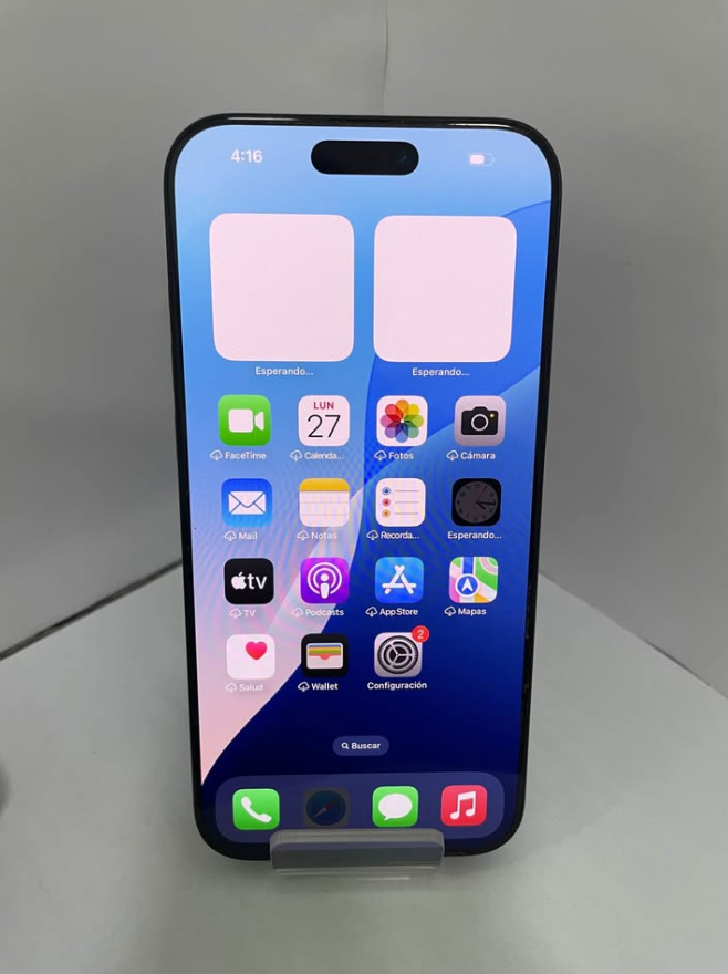 iPhone 16 Pro Max – 256 GB  Batería al 99 % | Usado en excelente estado