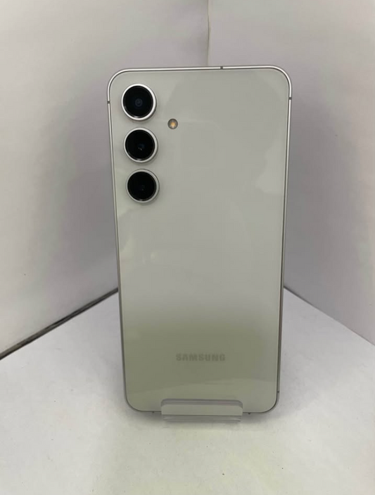 Samsung Galaxy S24 FE / 256 GB de almacenamiento |  8 GB de RAM- Usado