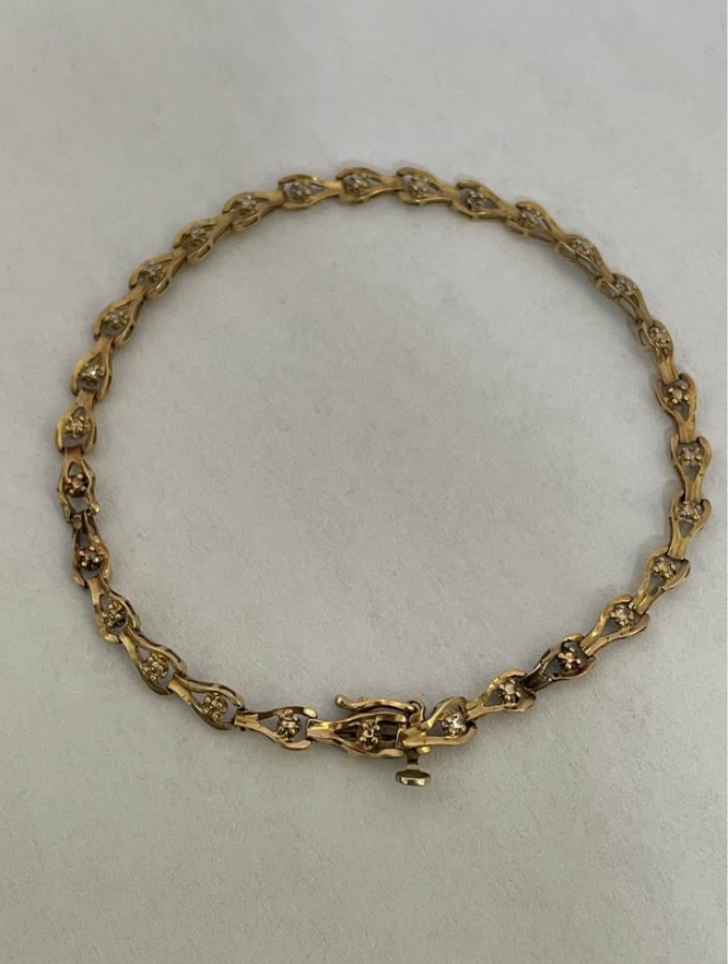 Pulsera de oro 10K | 3.3 g | 18.5 cm largo | 3 mm ancho