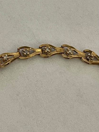 Pulsera de oro 10K | 3.3 g | 18.5 cm largo | 3 mm ancho