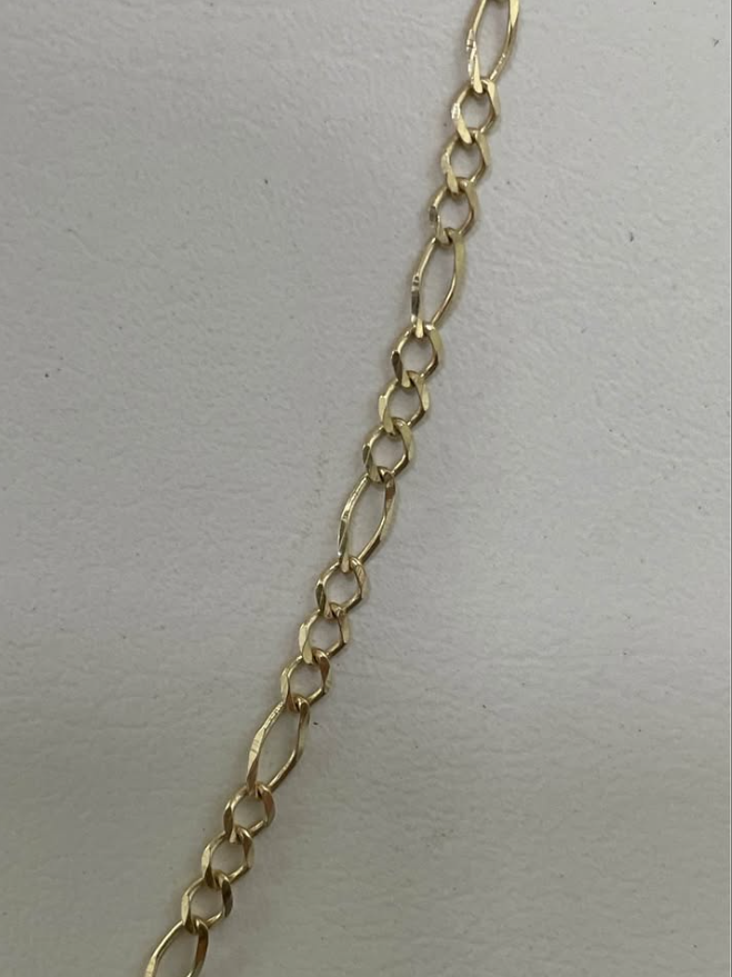 Cadena de Oro 10K – 3.5 g • 45 cm largo • 20 mm ancho