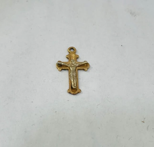 Dije de Cristo – Oro 10K | 1.4 g