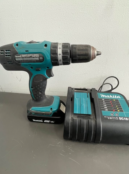 Taladro Inalámbrico Makita – 3 Funciones | Con Juego de Puntas y Brocas