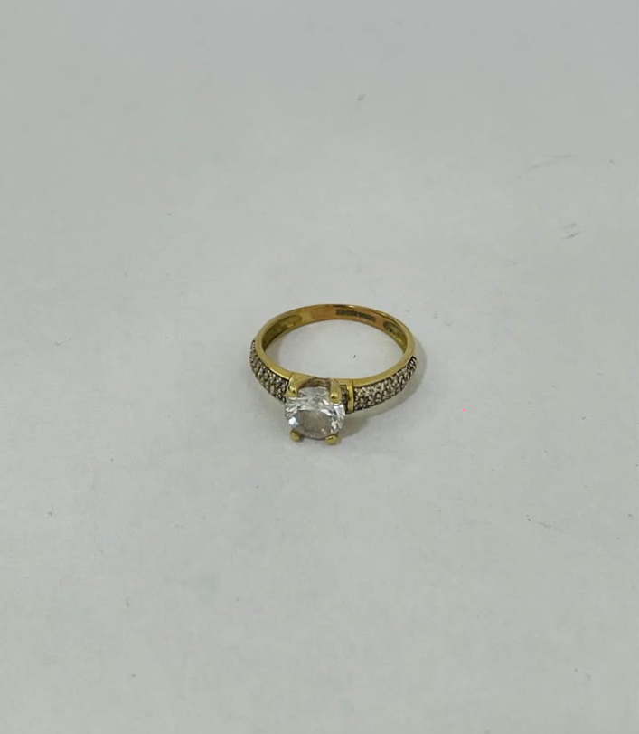 Anillo de Oro con Piedra 10K | 2.5 Gramos